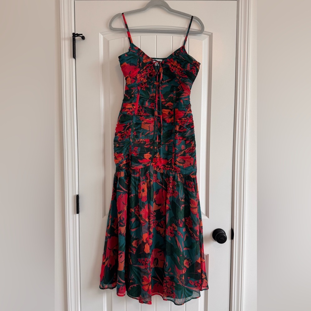 Warehouse US Size 4 Floral Chiffon Fitted Spaghetti Strap Dress. NEW with tags.